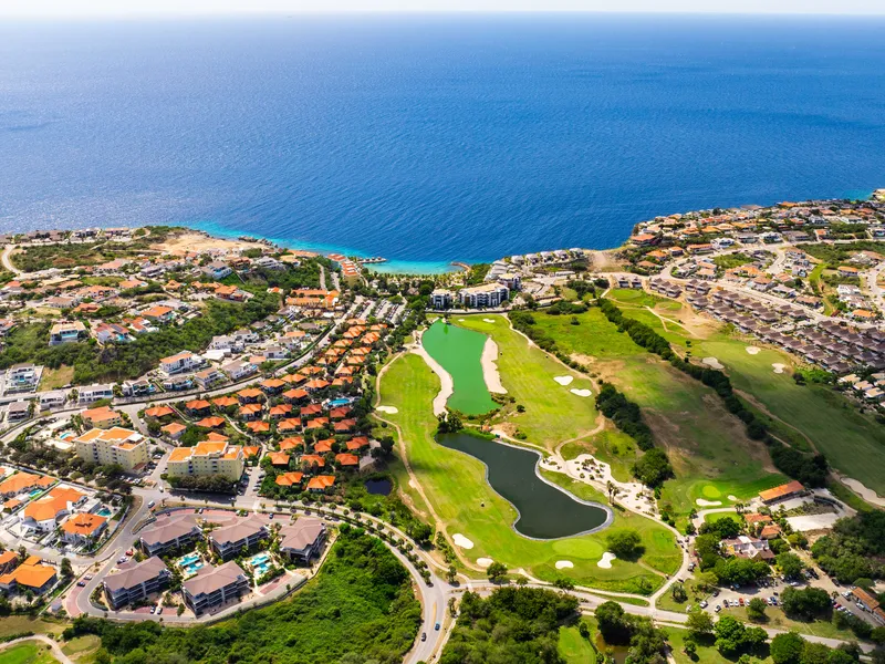 over-curacao-image-content-2